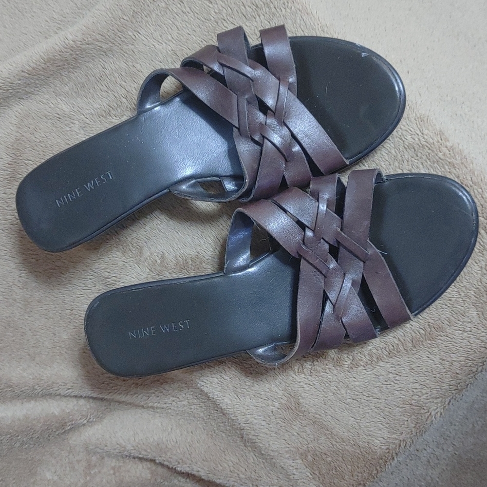 Nine West size 7 1\2 slide sandals. Brown